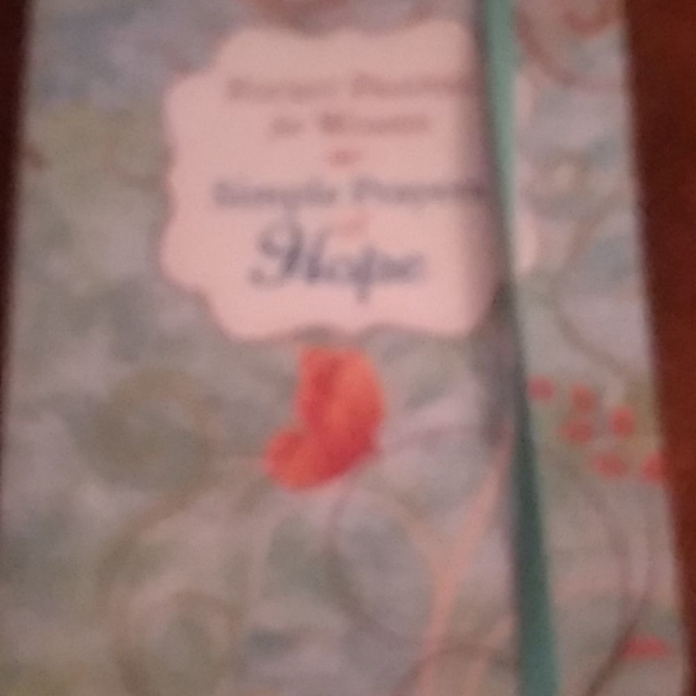 Gift Bundle - Picture 2 of 9